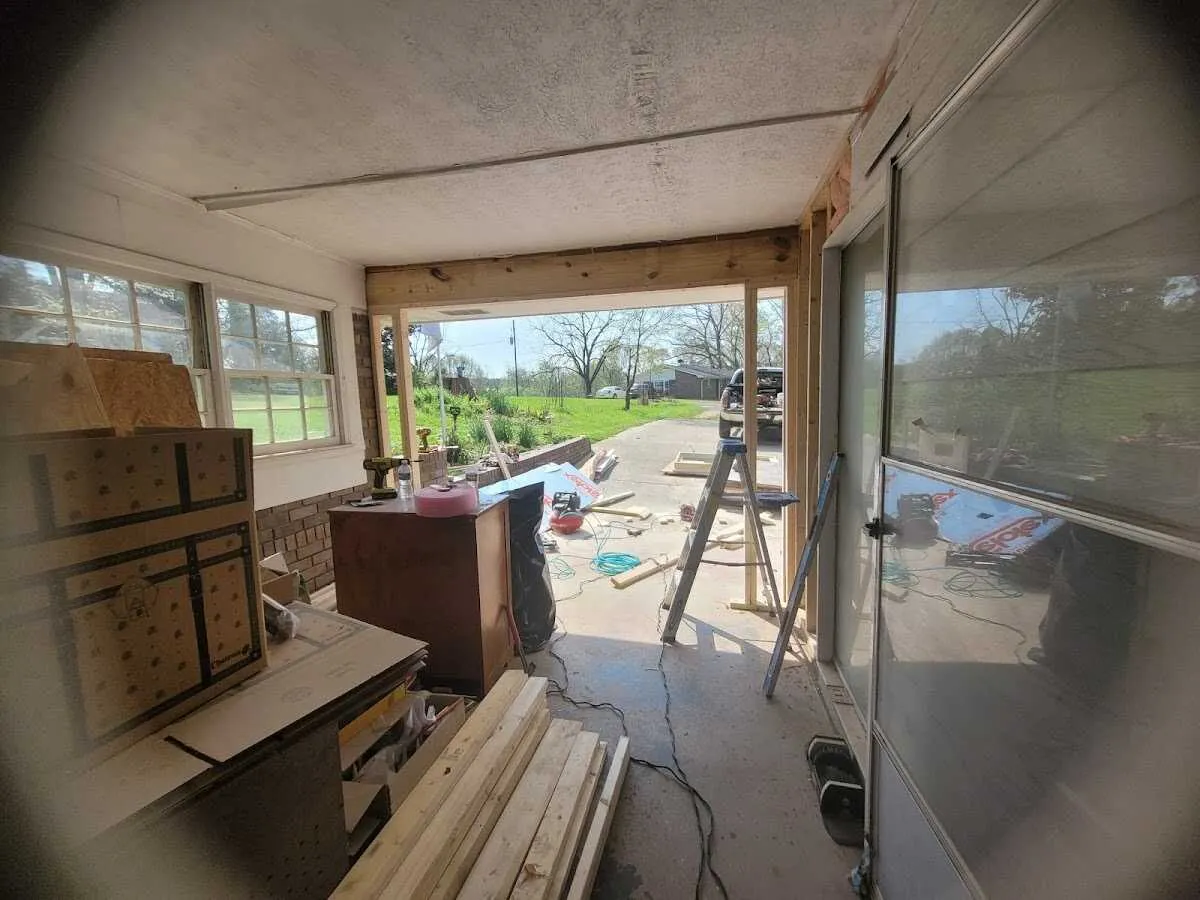 Air movers and dehumidifier for Water Mitigation Services in Oak Hills